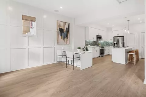 Entry Way - 723-745 E Route 66, Glendora, CA 91740 photo 1 of 1