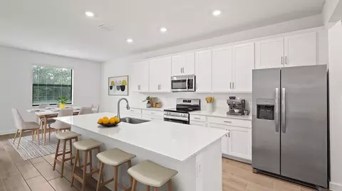 Kitchen - 2805 Sweet Pepper Way, Parrish, FL 34219 photo 2 of 3