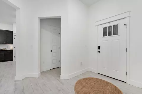 Entry Way - 13701 E 41st, Tulsa, OK 74134 photo 4 of 5
