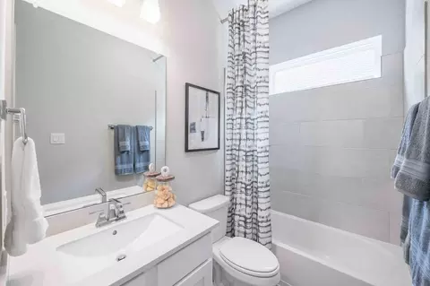 Bath - 4679 Bridgewood Dr, Spring, TX 77386 photo 4 of 5