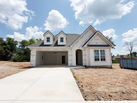 401 Snow Line Ln, Ooltewah, TN 37363