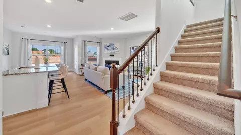 Entry Way - 7331 Babbling Brook Ln, Corryton, TN 37721 photo 5 of 6