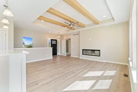 Living - 100 E Michigan Ave #STE 115, Jackson, MI 49201 photo 4 of 4