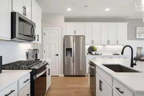 Kitchen - 19174 62nd Ave, Corcoran, MN 55340 photo 1 of 7