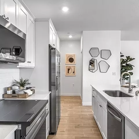 Kitchen - 1787 Mohave Rd S, Madera, CA 93636 photo 2 of 7
