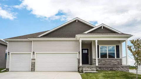 20550 Westridge Dr, Gretna, NE 68028