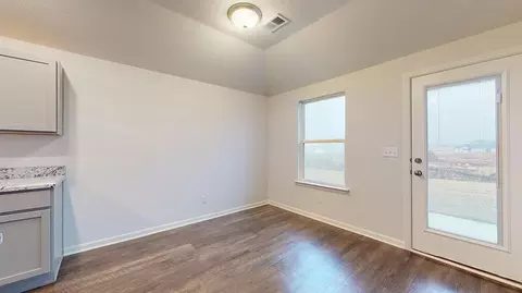 Dining - 509 W Bluebird St, Gardner, KS 66030 photo 1 of 1