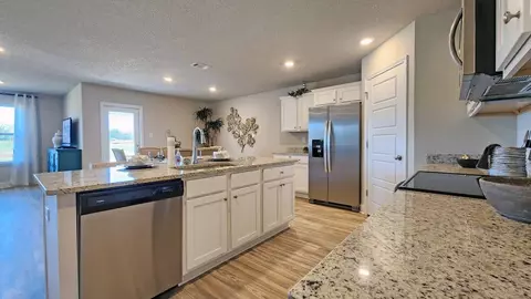 Kitchen - 101 Mulberry Dr, Lucedale, MS 39452 photo 4 of 4