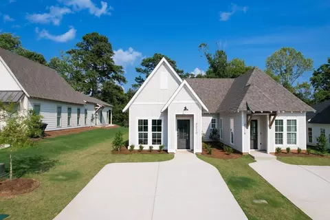 3220 Bradley Ln, Auburn, AL 36830