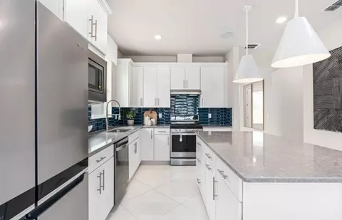Kitchen - 6200 Citrus Grove Ct, Saint Cloud, FL 34771 photo 1 of 4