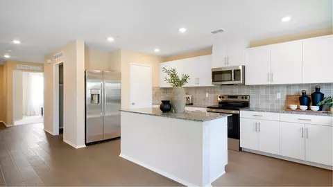 Kitchen - 1355 Derby Dr, San Jacinto, CA 92582 photo 1 of 5