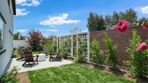 Exterior - 1355 Derby Dr, San Jacinto, CA 92582 photo 3 of 3