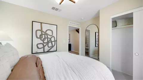Bedroom - 1355 Derby Dr, San Jacinto, CA 92582 photo 4 of 6