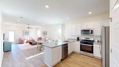 Kitchen - 1236 Provision Blvd, Mobile, AL 36608 photo 1 of 6