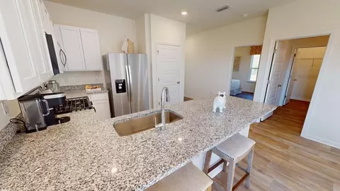 Kitchen - 1236 Provision Blvd, Mobile, AL 36608 photo 3 of 6