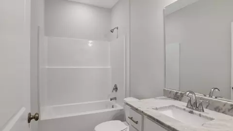 Bath - 24152 Shadowridge Dr, Daphne, AL 36526 photo 1 of 4