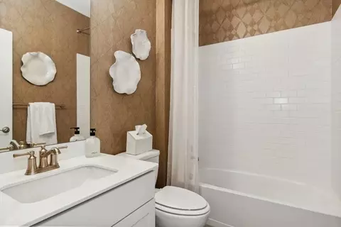 Bath - 2196 Myla Way, Elyria, OH 44035 photo 2 of 2