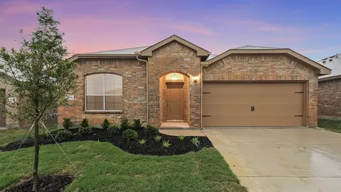 1237 Vista Park Dr, Decatur, TX 76234