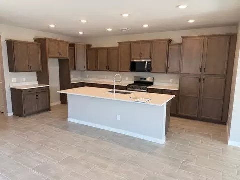 Kitchen - 7713 E 35th St, Yuma, AZ 85365 photo 1 of 4