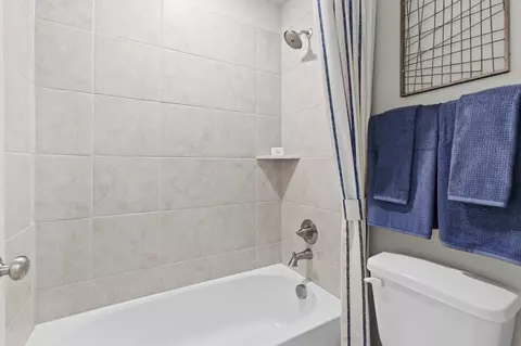 Bath - 2707 Weston Way, Anna, TX 75409 photo 3 of 6
