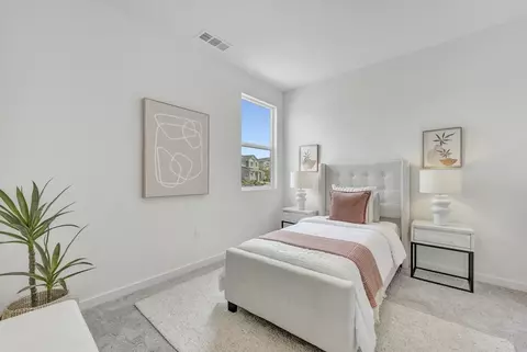 Bedroom - 8017 Bordoni Dr, Vallejo, CA 94591 photo 14 of 25