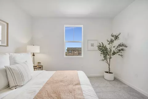 Bedroom - 8017 Bordoni Dr, Vallejo, CA 94591 photo 11 of 25