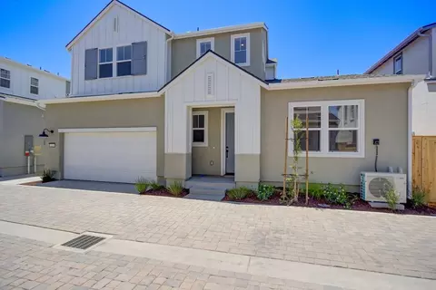 215 Kitty Hawk Ct, San Luis Obispo, CA 93401