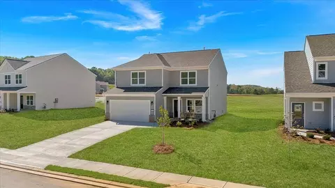 618 Lovers Lane Rd, Calhoun, GA 30701