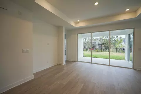 Living - 190 Amberwood Dr, Saint Augustine, FL 32092 photo 4 of 8