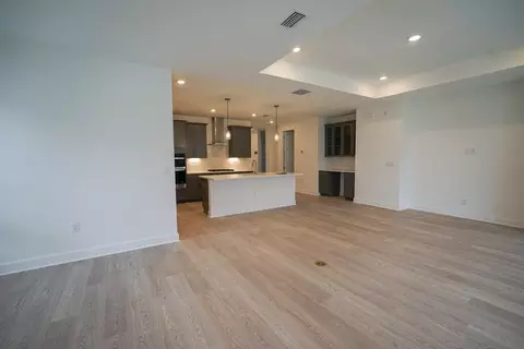Living - 190 Amberwood Dr, Saint Augustine, FL 32092 photo 1 of 8