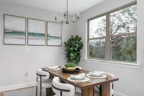 Dining - Fox Gap Ln, Hixson, TN 37343 photo 2 of 4