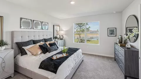 Bedroom - 17550 Wild Iris Ln, Punta Gorda, FL 33982 photo 3 of 7