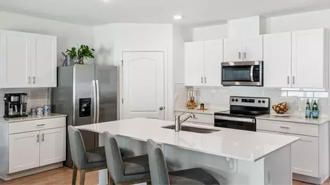 Kitchen - 2180 Greenwood Oak Dr, Ocoee, FL 34761 photo 3 of 3
