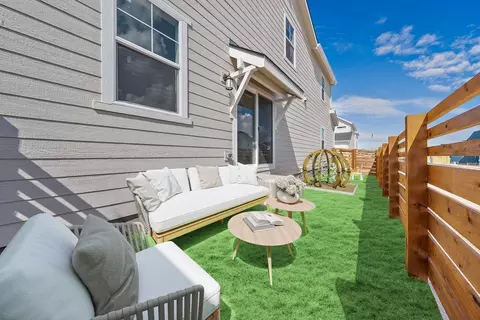 Exterior - 23722 E 33rd Pl, Aurora, CO 80019 photo 11 of 13