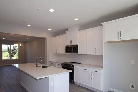 Kitchen - 1421 Hyde St, Saint Cloud, FL 34771 photo 4 of 7