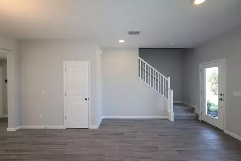 Living - 1421 Hyde St, Saint Cloud, FL 34771 photo 6 of 7