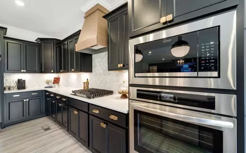 Kitchen - 7807 Bear Trace Rd, Fairview, TN 37062 photo 8 of 11