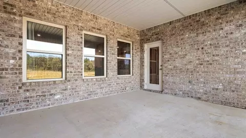 Exterior - 118 Woodgate Blvd, Canton, MS 39046 photo 5 of 9