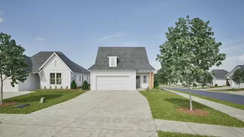 108 Honeysuckle Ln, Opelika, AL 36804