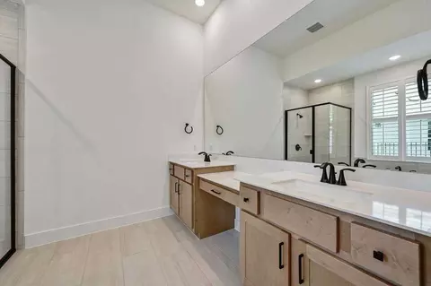 Bath - 12990 Soaring Forest Dr, Conroe, TX 77302 photo 1 of 3