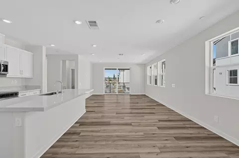 Living - 1404 Mosaic Ave, El Cajon, CA 92021 photo 1 of 2