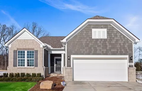 2009 Coventry Dr, Clarkston, MI 48346