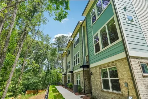 1526 Lithium Ln, Charlotte, NC 28211