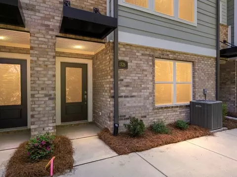 1526 Lithium Ln, Charlotte, NC 28211