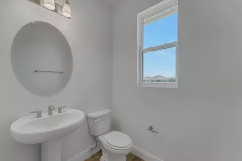 Bath - 7511 Sea Oak Ct, Parrish, FL 34219 photo 4 of 4