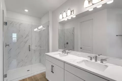 Bath - 7511 Sea Oak Ct, Parrish, FL 34219 photo 3 of 4