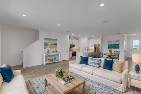 Living - 7511 Sea Oak Ct, Parrish, FL 34219 photo 7 of 9