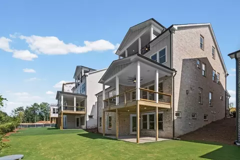 Exterior - 3410 Commander Cv #STE B5, Suwanee, GA 30024 photo 13 of 16