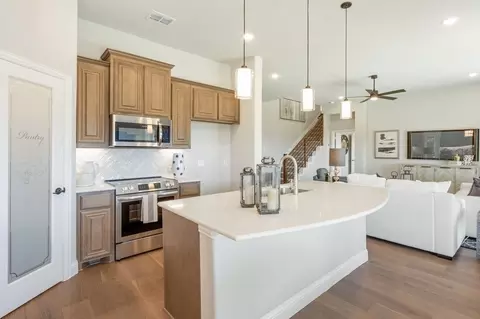 Kitchen - 301 River Meadows Ln, Argyle, TX 76226 photo 4 of 6