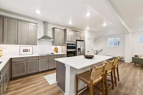 Kitchen - 24233 13th Ave SE, Bothell, WA 98021 photo 2 of 2